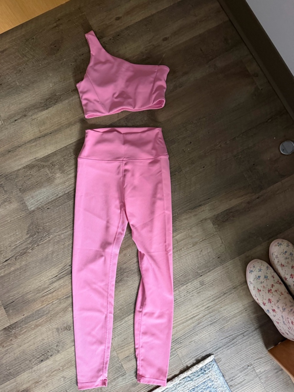Pink One-Shoulder Sports Bra and High-Waist Leggings Set